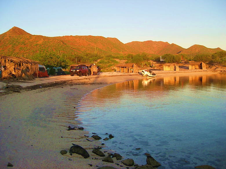 A body of water Description automatically generated